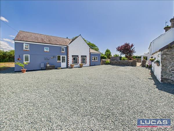 Neuadd Wen & Neuadd Wen Cottage